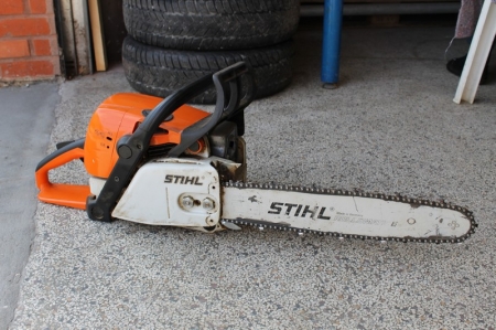 Chainsaw, Stihl MS 390 64 cubic. Rollamatic. Only slightly used. Neat and well maintained. Sold by private individual. Only VAT on fees.