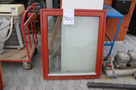 Window: 91 x 106 Mint. Sold by private individual. Only VAT on fees.