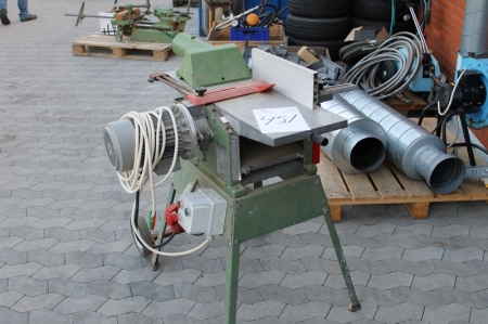 Jointer / planer, Electra Beckum HC 260. Sold private individual. Only VAT on fees.