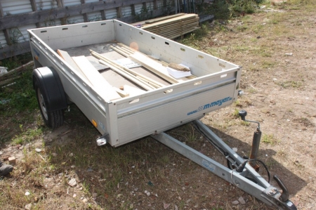 ALUTRAILER, WM Meyer. Let, inside: approx 1250x2500 mm. 750 kg. Year 2007 NM 6050 (plate not included)
