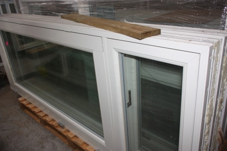 2 x wood-aluminum windows, errors mounted. White, approximately 1005x2700 mm