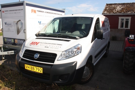FIAT SCUDO VAN, 1.6 JTD. Year 2007 Km approximately 75,000. Wood racking. Drawhook. Sold without content. VH88792 (plate not included). Next inspection: 27-08-2015