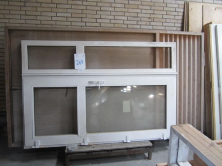 2 stk dobbeltdøre ca. 166x298 cm, med karm og ventilation i top