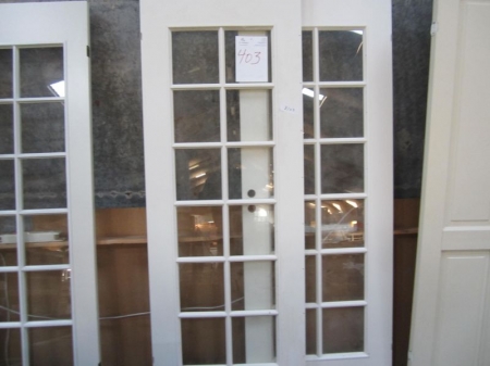 Dobbelt fransk dør, hvidmalet med glas, uden karm, ca mål på dørpladerne 74x207 cm