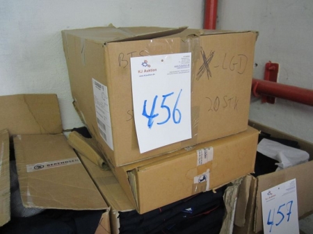 2 kasser med ca 25 par arbejdstøj; overalls/bukser/jakke, Björnkläder, mørkeblå