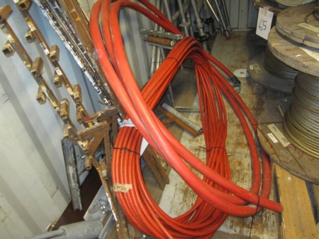 Ca 62 meter kabel 1x16+5 Pex-co 17,5 kW, ca 15 meter kraftigt 3-ledet alu-kabel
