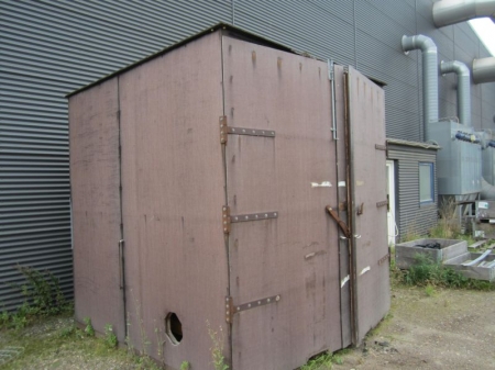 Metal shed with brown wooden boards, about 2,6x2,6x2,6 meters