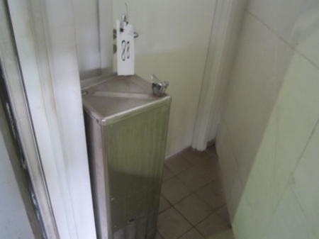 Drikkevandsautomat med køling, Foster