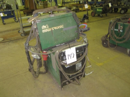 CO² Welding rectifier Migatronic KMX 550, water-cooled and with wire feeder, s / n 08090434, complete with welding hoses etc.
