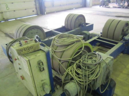 1 set of welding roller bucks on rail wheels, Vego of 50 tons, serial No. 5, year 2002, complete with control unit, cable and remote control