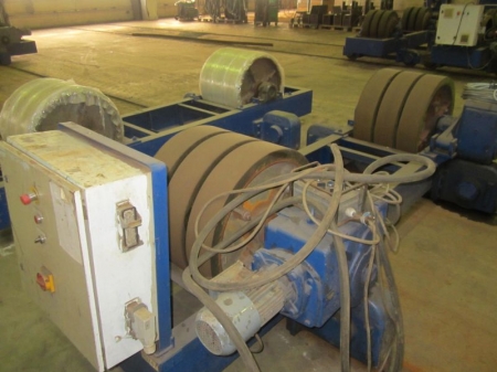 1 set of welding roller bucks on rail wheels, Vego of 50 tons, serial No. 7, year 2002, complete with control unit, cable and remote control