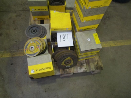 Grinding wheels, abrasive discs and more, about 14 boxes in total