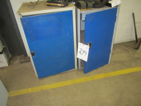 2 x steel cabinet with 1 door