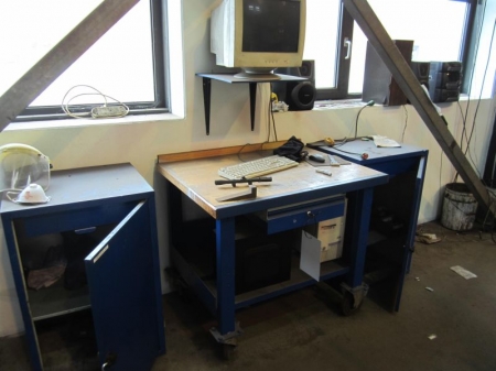 Workbench with drawer and wheels, 2 steel cabinets with 1 door and the computer, monitor, keyboard and music system with 7 speakers