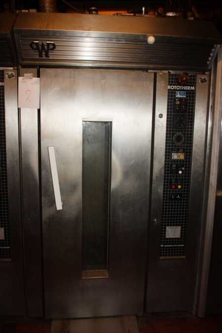 Bakery oven, oil fired. Werner & Pflejderer, Rototherm, type REA 860. Outside dimensions: width: 135 cm x debth: 162 cm with door. SN: 140641. Year 1995. Easy access conditions