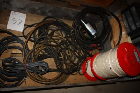 Pallet including air hose and marine rope