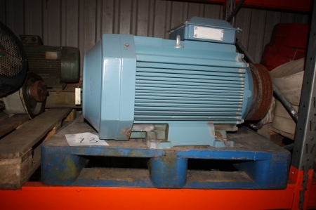 Powerful electric motor with pulley, unused
