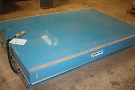 Electrical hydraulic lifting table, Gar-Tek, 2000 kg. Dimensions: 1500x2200mm