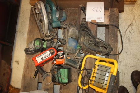Lamp, angle grinder, hand saw, hammer drill + div.