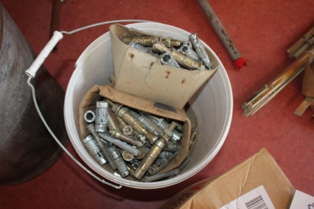Bucket with expander bolts, including labeled 12