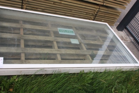 Fenster Schnitts starr, Holz / Aluminium, unbenutzt, Velux. Dimension etwa 129 x 229,5 cm. 2-Schicht-Isolierglas