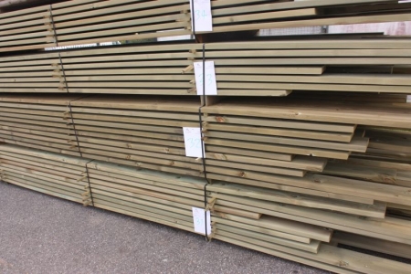 45 m2 reversible decking, finished planed goals about 33 x 145 mm in varying lengths between about 3500 - 5000 mm