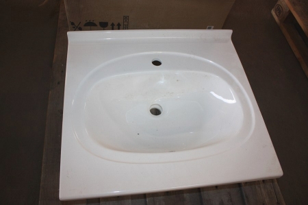 Porcelænshåndvask. Bredde= ca. 600. Dybde= ca. 540 mm. Emfang