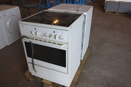 Keramikkomfur med indbygget ovn, Siemens. Tørretumbler: AEG LavaTherm 37700. Stand ukendt