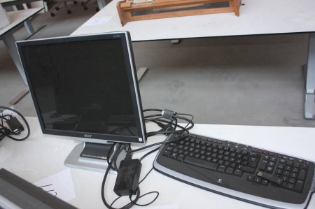 Fladskærm, Acer, model AL1951C + trådløst tastatur og mus