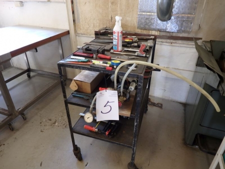 Trolley with tools, caliper, angles, file, vice, etc.
