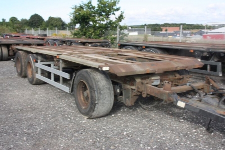 VS Mont 3 axle container trailer. U59S24BP151VSM016. 07/07/2005. License plate not included. Click on the PDF copy of the registration certificate and information from SKAT