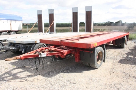 AMT 2 aks container trailer. without tip. UH9P2200T7CMT1565. 04/07/2008. License plate not included. Click on the PDF copy of the registration certificate and information from SKAT