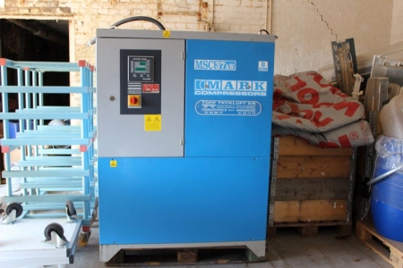 Screw Compressor, toptrykluft, model Mark KW: 37 Type MSC37, no. 930182, max 8.0 bar. Year 2003 incl. Refrigeration dryer DFE 75 ADS93. (dismantled due. factory relocation) + 2 cans of oil.