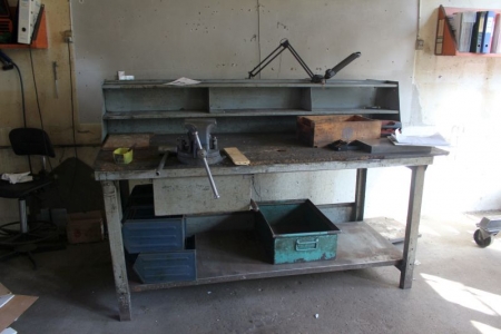 File bench 2000 x 780 mm with drawer and vice
