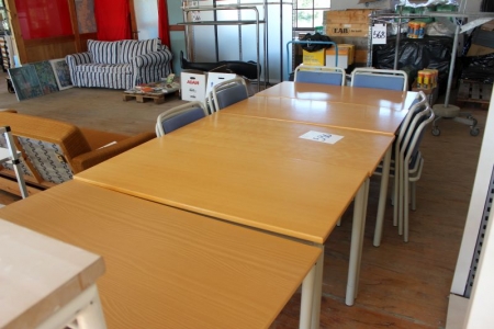 5 stk skoleborde 120 x 60 cm med 12 stabelstole med blå stof