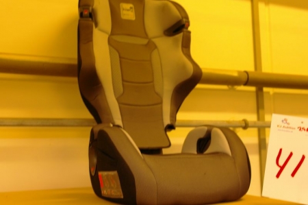 Kindersitz / Autositz