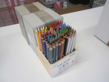 3 boxes crayons a 96 pcs, Super (no proposals), all colors