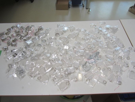 Estimated 500 key chains, bottle openers and the like, see photos (file photo)