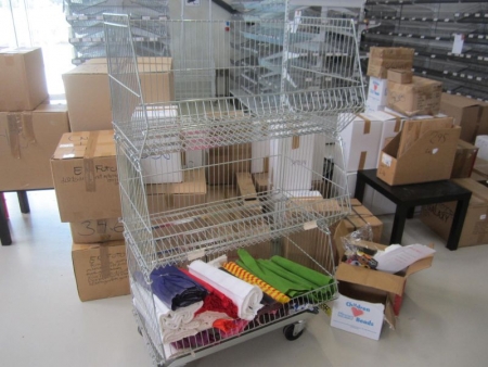 Store shelving on wheels, single sided, approximately 83xdybde x 52x height 150 cm, with large chrome shelves, contents of crepe paper supplied