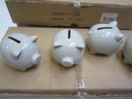Piggy in porcelain, perhaps to paint, approximately 61 paragraph