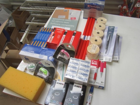 Various office / school supplies, see photo