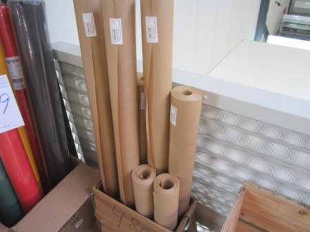 8 rolls fidelpapir a 50 meter; 4 / width 125, 2 / width 100, 2 / width 70 cm