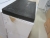 Ostevoks, cirka 23,5 kg i kasse, sort (arkivfoto) udsalgspris cirka 1500 kr + moms
