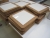 Cirka 70 stk korkbordskånere med flise, til f.eks. maling, pakket i 2 kasser