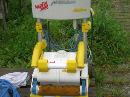 Pool cleaning robot. Acuar Boy. Applied around 3 months per year for 4 -5 years. Propelled by program and can be remotely controlled from the panel. Retail price in 2005: 25 000 kr. (No dealers in Denmark anymore - needs service, but works!)