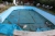 Pool 6 x 12 m, Tiefe 120 cm mit Kerze auf bothe Enden inklusive zwei Stück Sandfilter Godkendt für die öffentliche Nutzung, einschließlich 600 Meter von Kollektorröhren auf dem Dach. Automatische Dosierung von Chlor / Säure. Hauptpumpe ist nur ca. 3 Jahre
