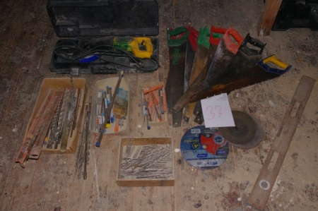 Reciprocating Saw, DeWalt, ca. 10 pcs. handsaw, 4 boxes with assorted drills