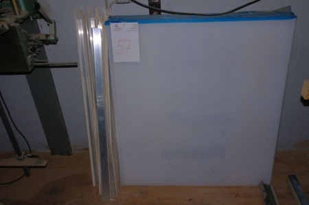 6 stk. Plastmo thermo plader, mål: 16x98x106,5 cm + ca. 15 stk. alulister
