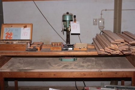 Drill press incl. Table (drill is fixedly mounted on the table)