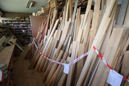 Timber in lengths from 60-250 cm